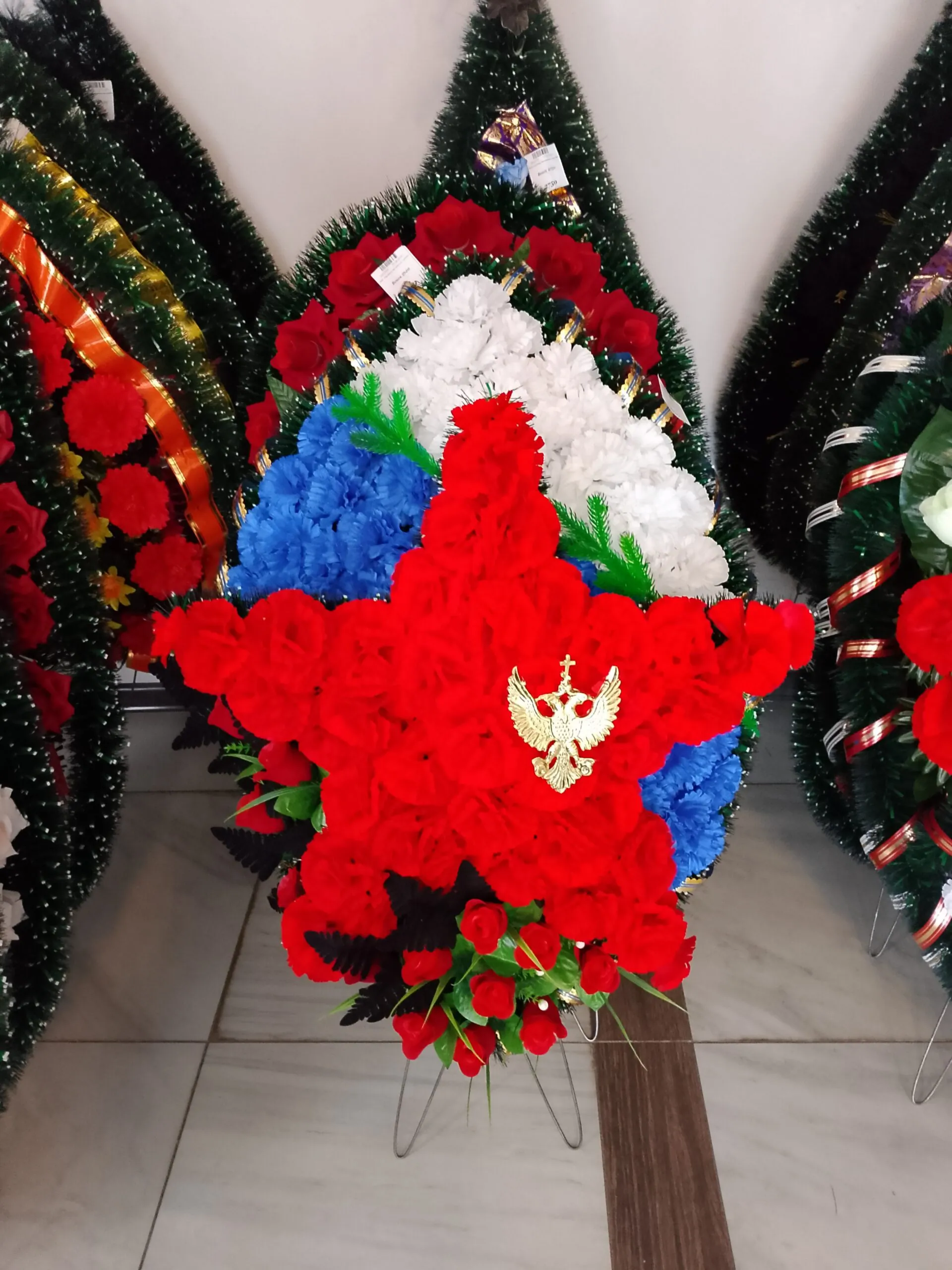 Искусственный венок