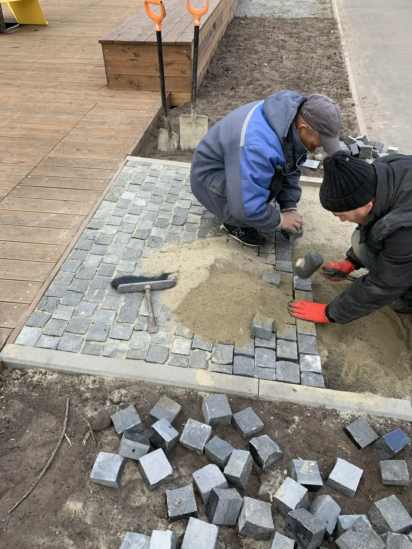 Фигурная укладка брусчатки